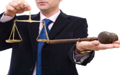 Key Benefits You Gain by Working with a Medical Malpractice Lawyer in the USA